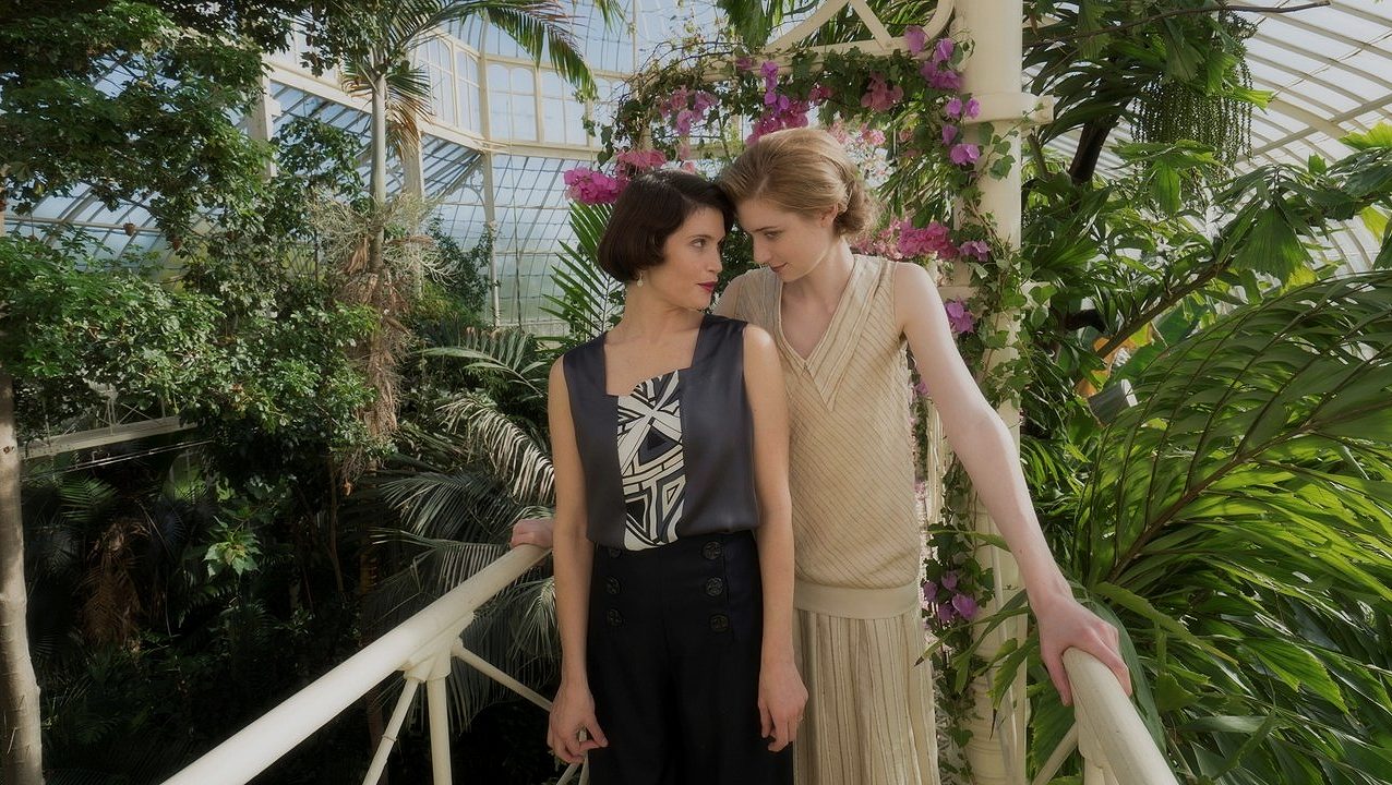 รักต้องห้ามในยุค 1920: เปิดวาร์ปความสัมพันธ์ของนักเขียนหญิงสองคนใน Vita & Virginia